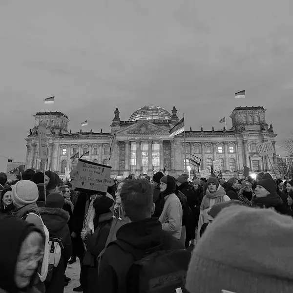 Demonstration in front of the German Bundestag