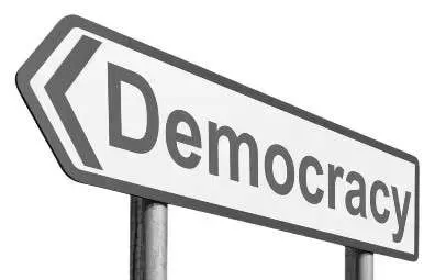 Warum für Demokratie spenden?