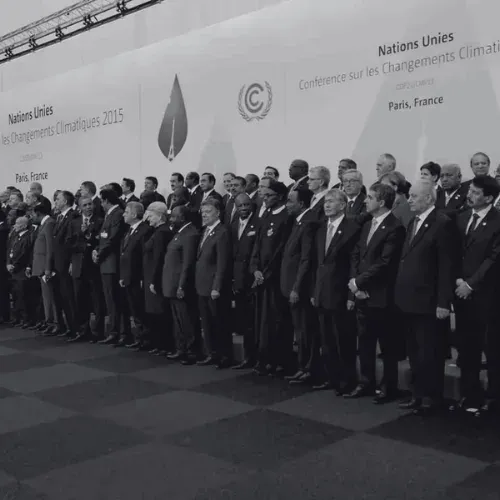 Gruppenfoto der Staats- und Regierungschefs bei der UN-Klimakonferenz 2015 in Paris